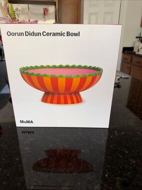 MoMA Oorun Didun Ceramic Bowl – Pink, Orange & Green Accent